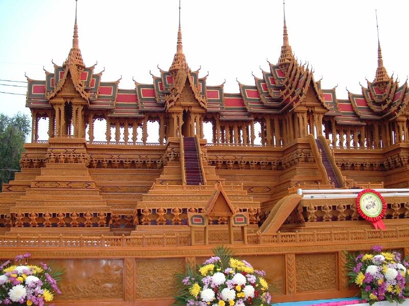 Sakon Nakhon Wax Castle Festival 